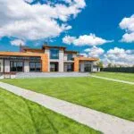 Small Lawn Ideas to Maximize Your Outdoor Space